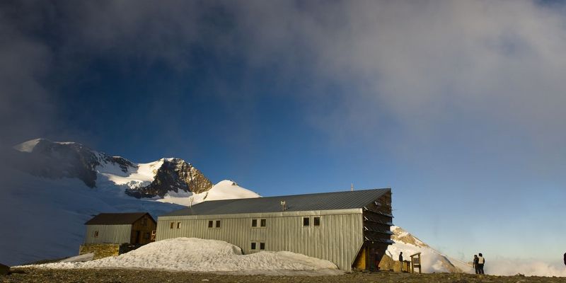 Rifugio alpino Quintino Sella al Felik / 3.585 m / Ghiacciaio del Felik / Gressoney-La-Trinité